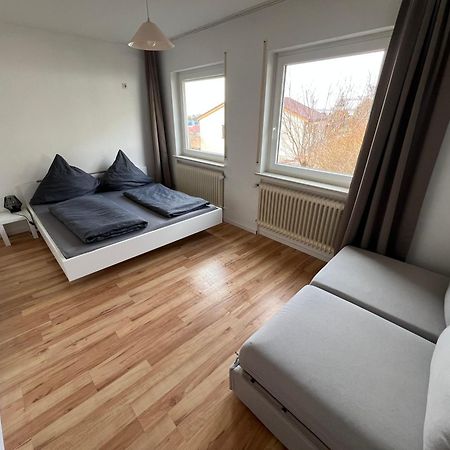 Reiheneckhaus Mit Garten Und Terasse Tettnang Exterior foto