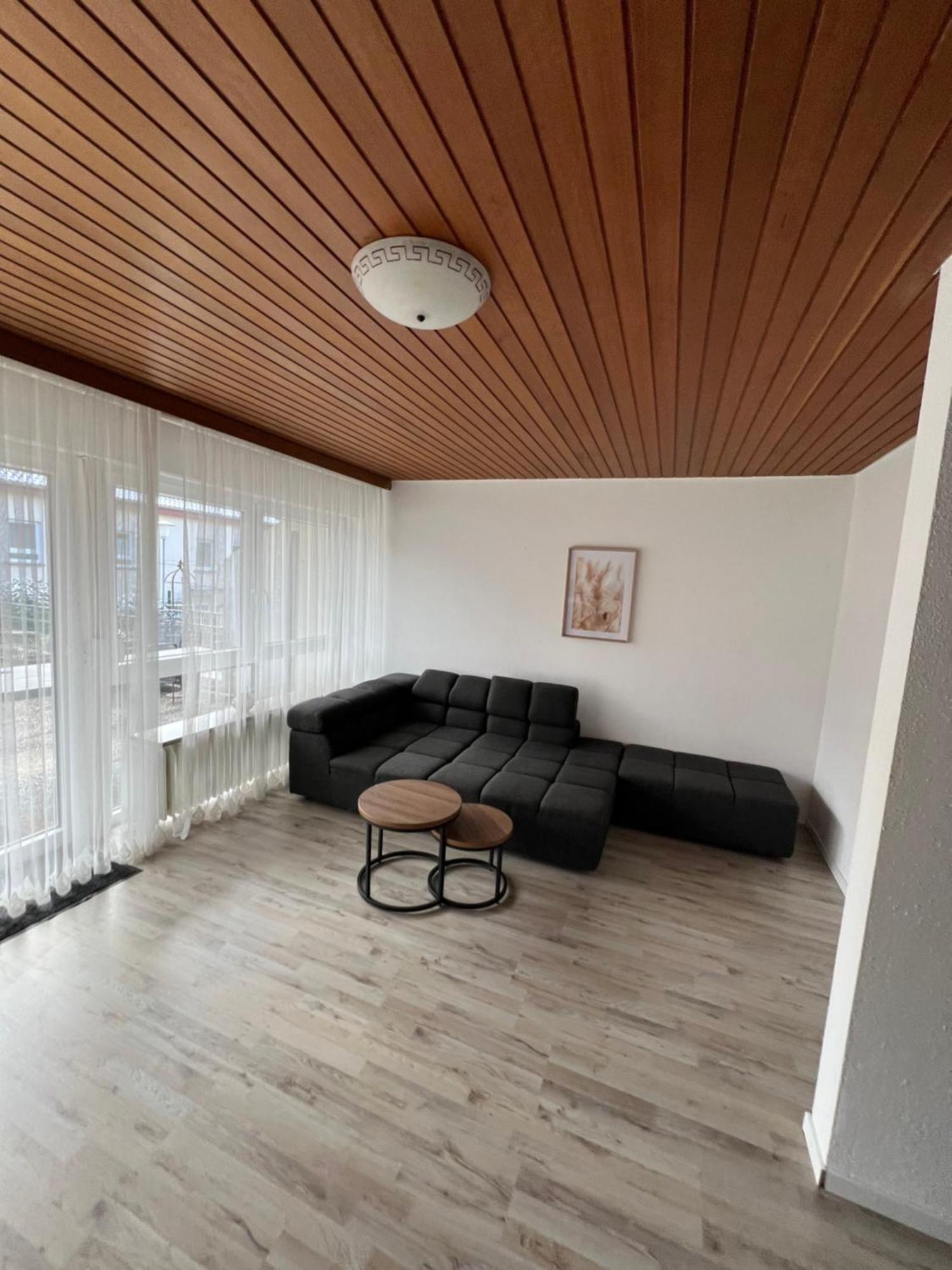 Reiheneckhaus Mit Garten Und Terasse Tettnang Exterior foto